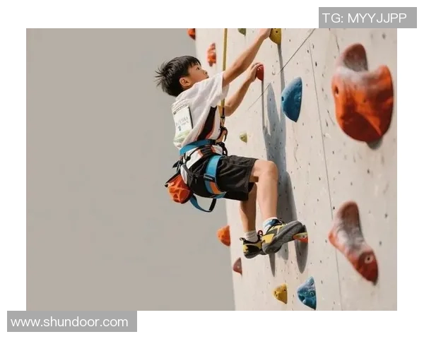 成都攀岩队荣登全国攀岩耐力排行榜首位展现强大实力与团队精神